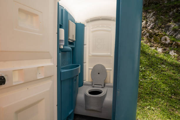 Portable Toilet Options We Offer in Mobridge, SD